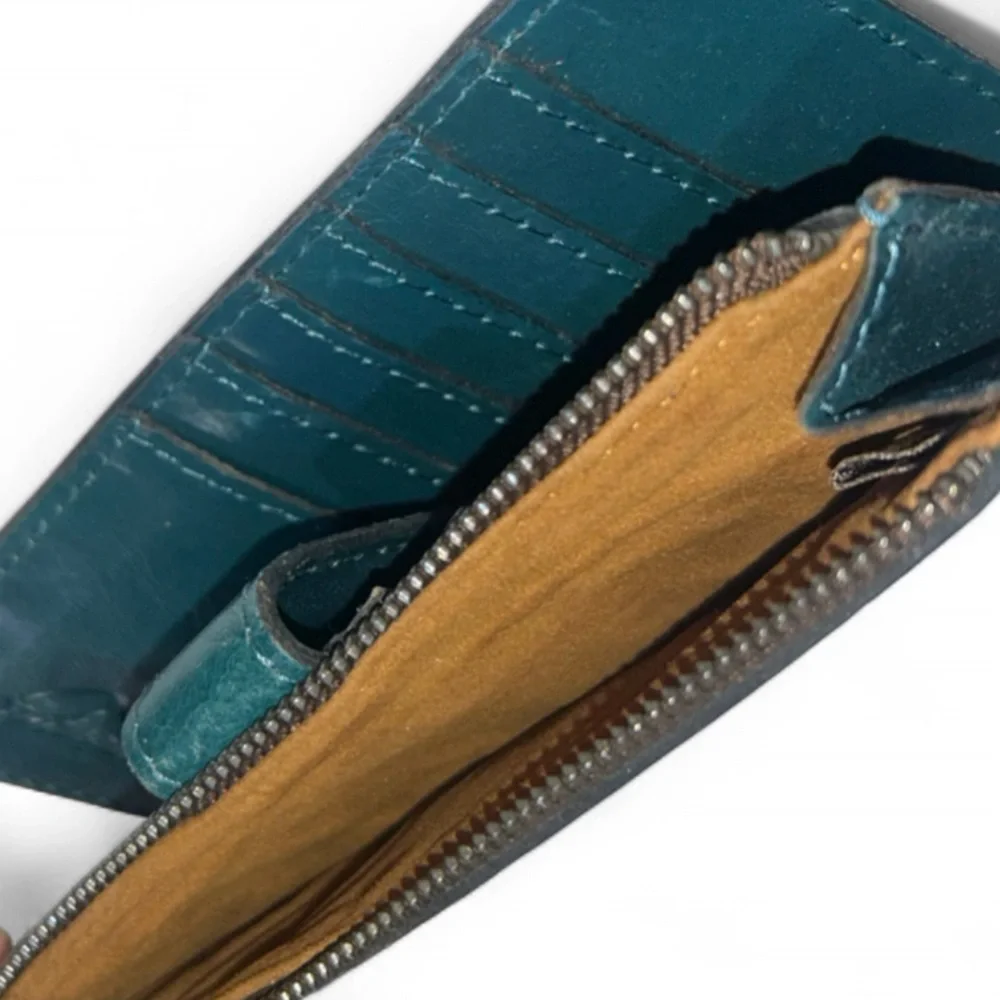 Patricia Nash • Turquoise Full‑Grain Leather Wallet • Vintage Zip Coin Organizer
